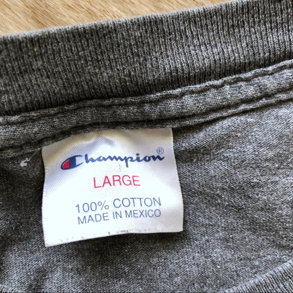 90s Champion Navy T-shirt Size Large T142 - Picture 2 of 7